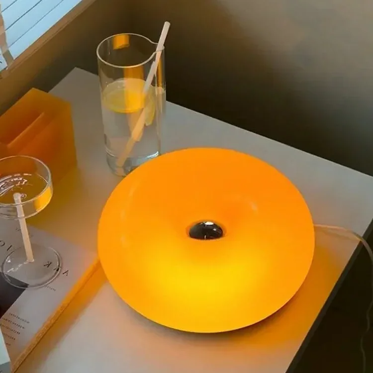 Luminária de mesa Cute™