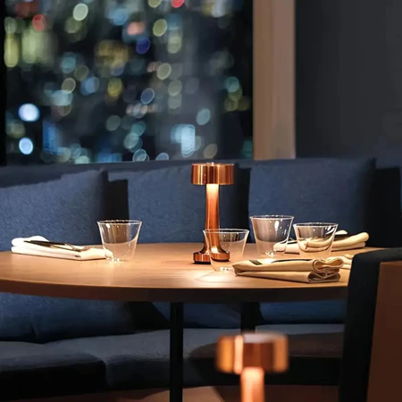 Luminária de mesa Portátil MEGA™