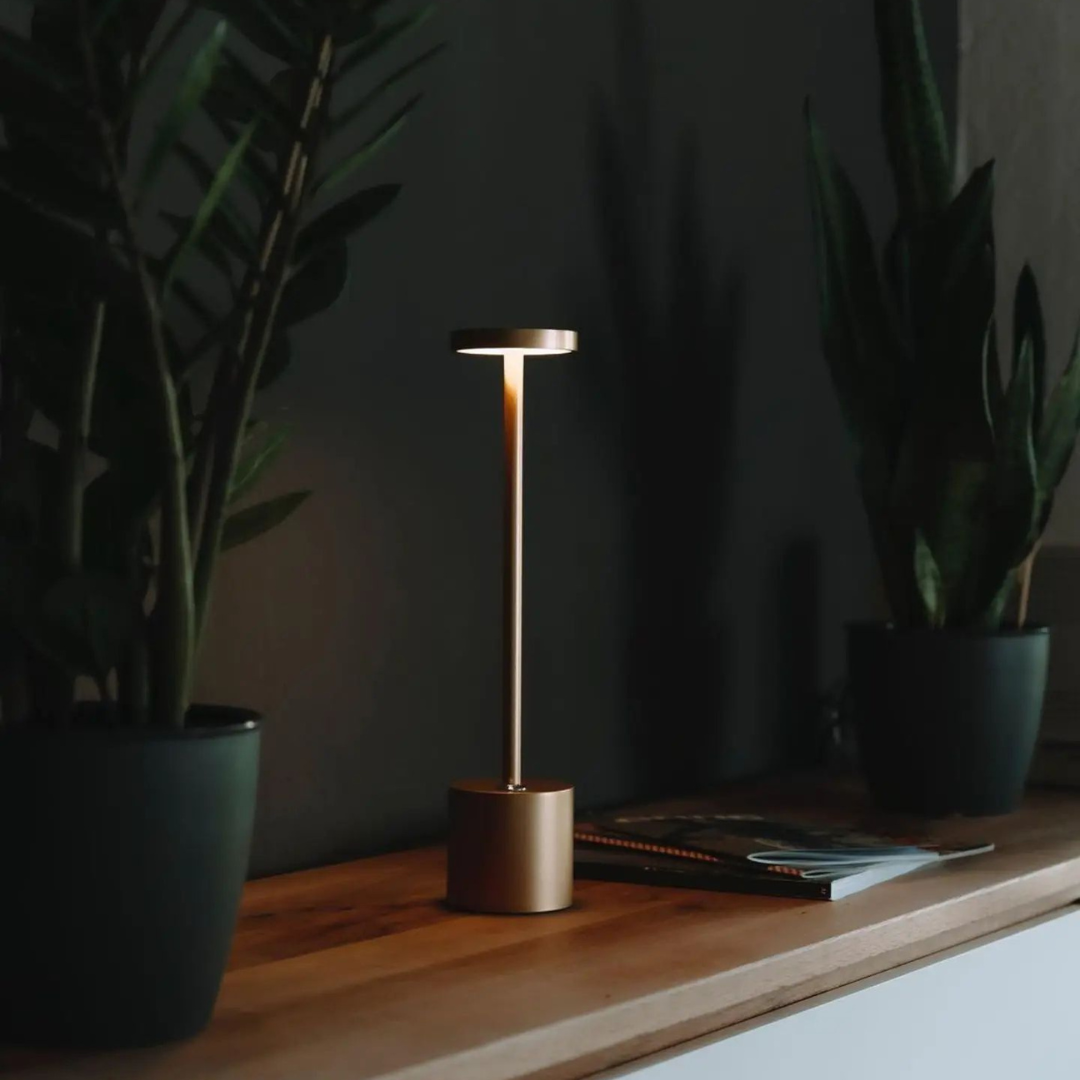 Luminária de mesa Portátil RADIANCE™